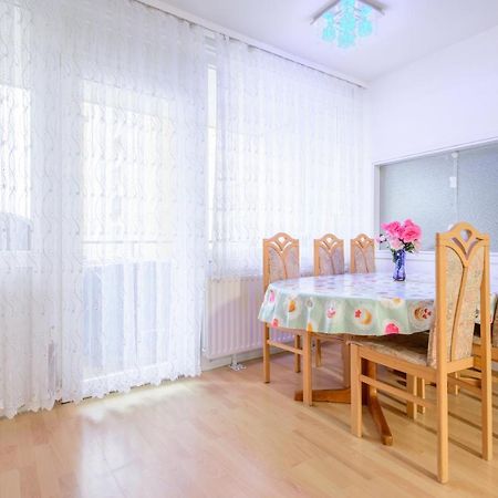 Anyroomdirect Private Apartments In Laatzen Near Hannover Exhibition Room Agency ภายนอก รูปภาพ