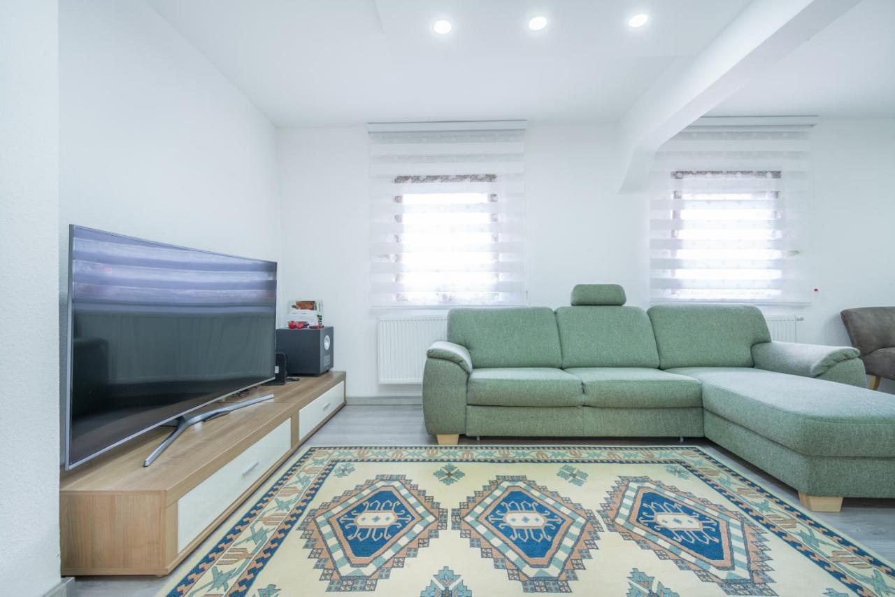 Anyroomdirect Private Apartments In Laatzen Near Hannover Exhibition Room Agency ภายนอก รูปภาพ