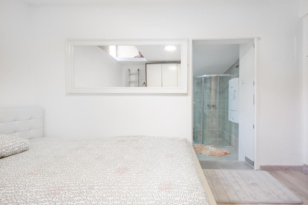 Anyroomdirect Private Apartments In Laatzen Near Hannover Exhibition Room Agency ภายนอก รูปภาพ